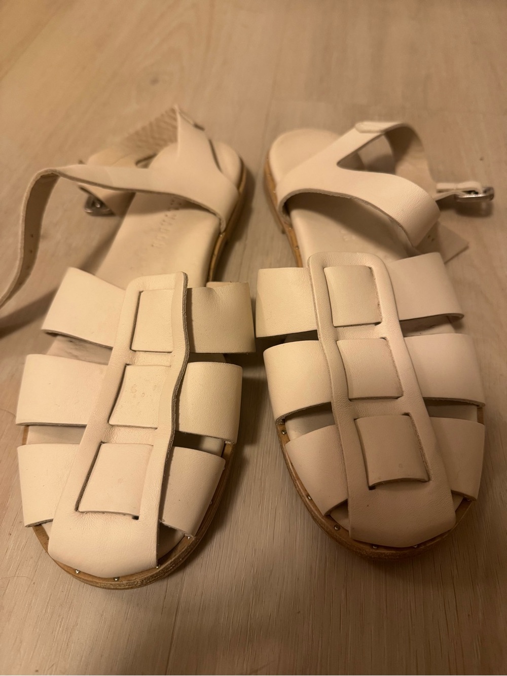 Freda Salvador Cream Leather Fisherman Sandals Size 9 Made in Spain